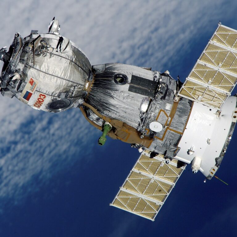 space-technology-research-science-41006